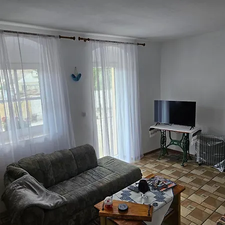 Apartment Detvanka *